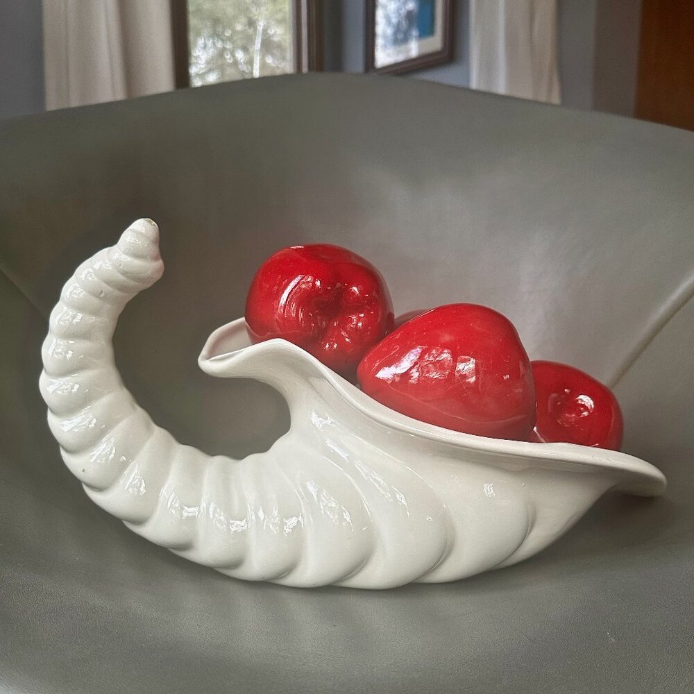 Vintage Ceramic White Cornucopia With Red Apples Sculpture.